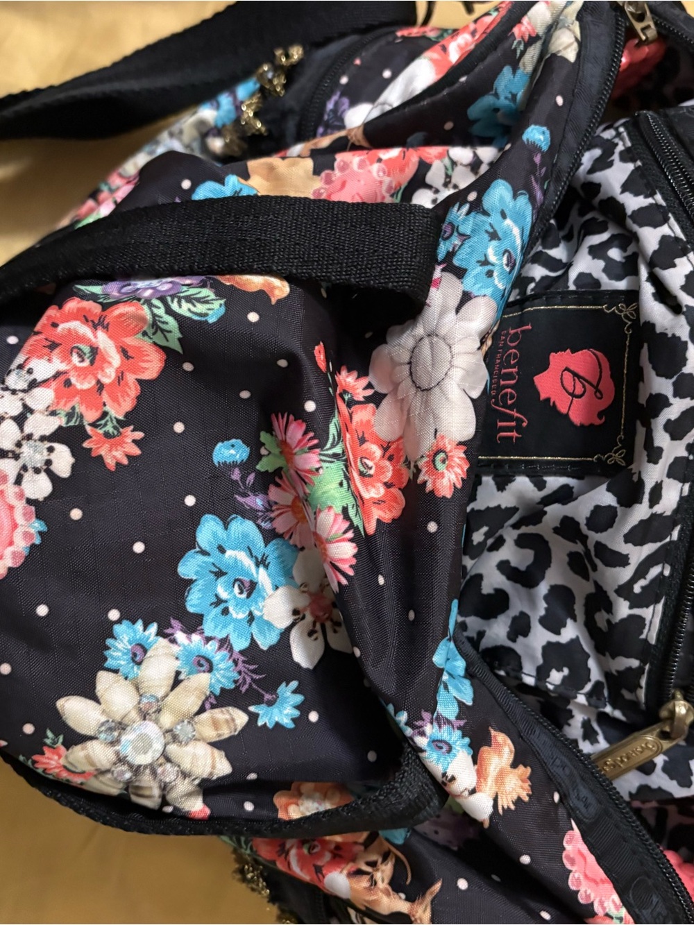 Floral satchel Tote Bag with black Base - Picture 8 of 8